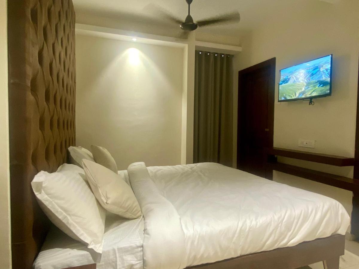 Hotel Vrindavan Palace Индаур Экстерьер фото